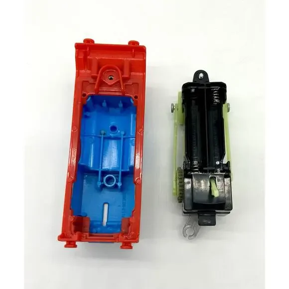 Thomas & Friends Trackmaster Glow In The Dark Motorized Train Engine Tested - Picture 9 of 9